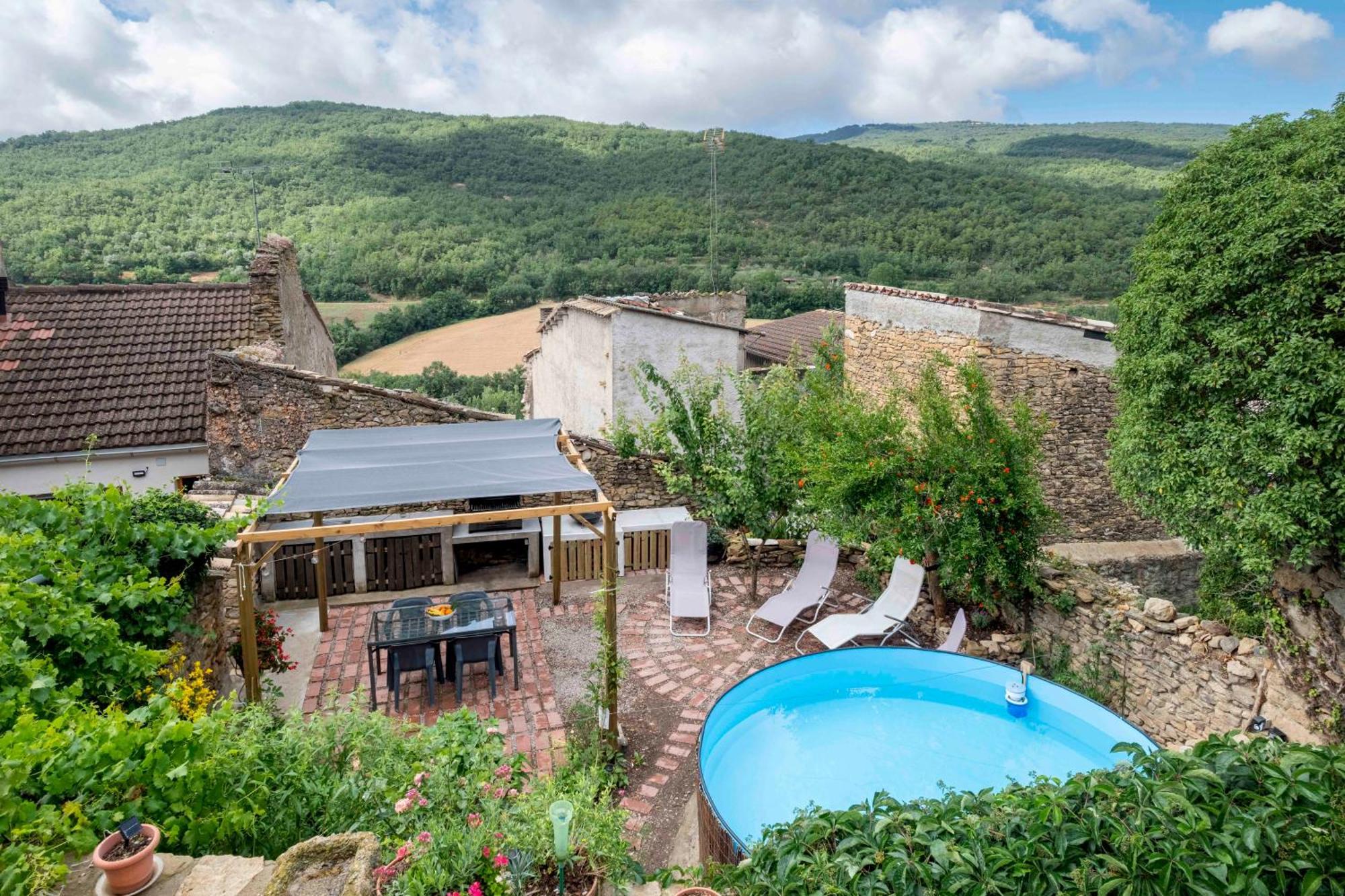Villa Casa Acollidora I Familiar Amb Jardi I Barbacoa Ager Exterior foto